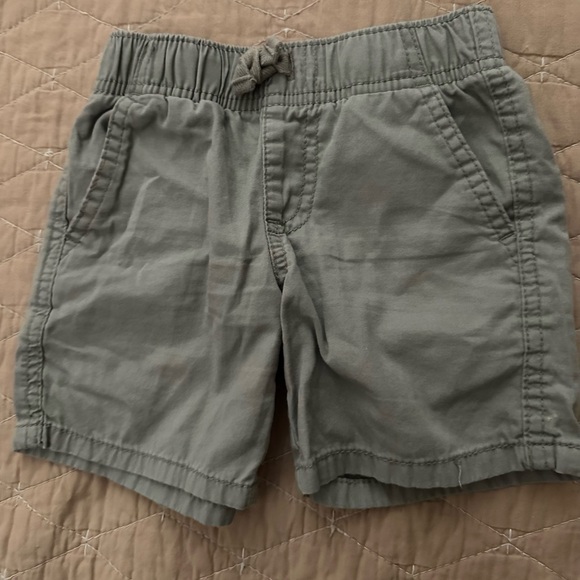 Bundle of 18 months, 24 months , 2 T shorts (10pcs) - Picture 8 of 14